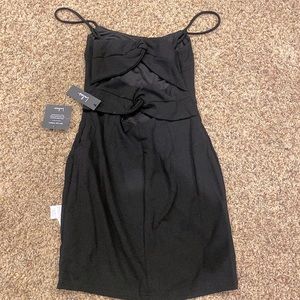 Brand new still has tags just arrived to late to wear.